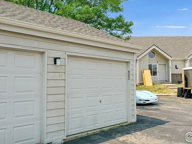 2900 Ross Dr #L35 — Photo 4