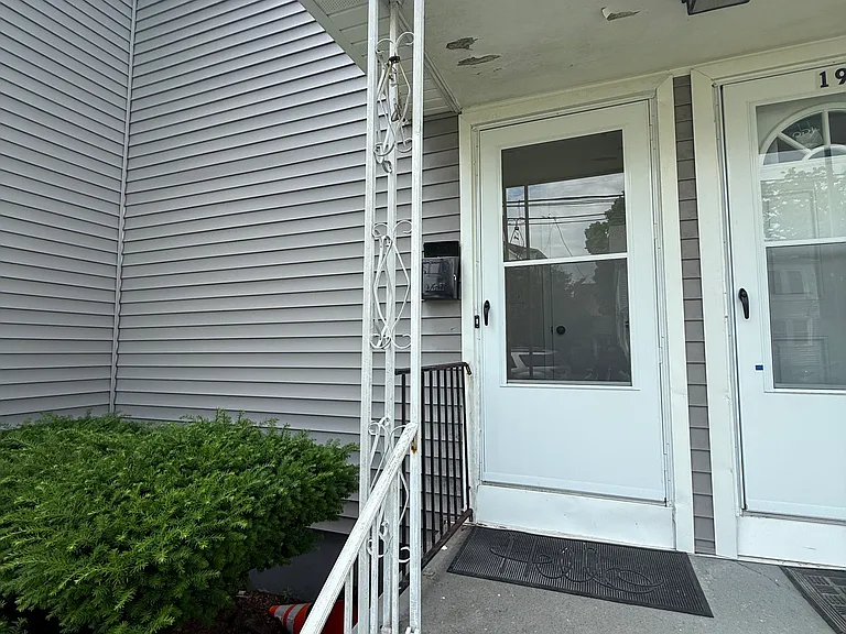 188 Edna Ave #1 — Photo 12