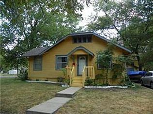 920 S 3rd St, Leavenworth, KS 66048