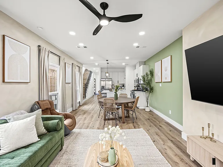 5702 Riverside Dr — Photo 10