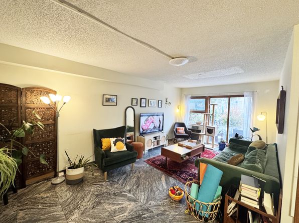 3238 36th St FLOOR 2