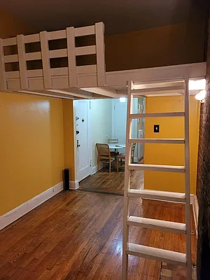 Rented by Sandra Greer Real Estate | media 21