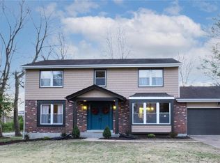 9206 Castle Ragh Ct, Saint Louis, MO 63132