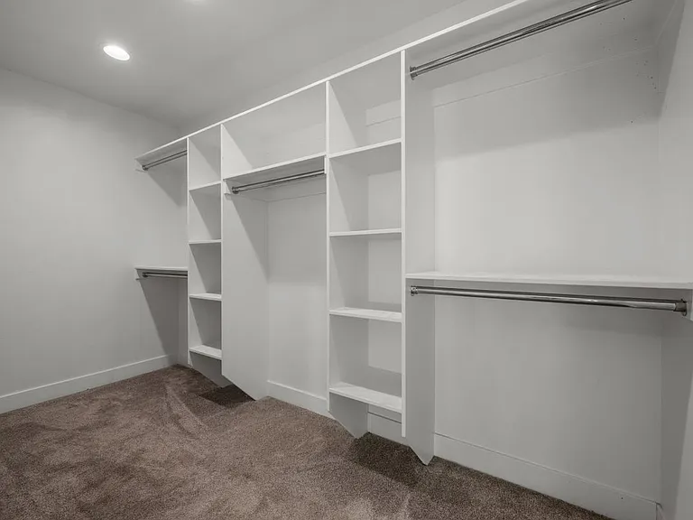 509 S Mansfield Ave — Photo 12
