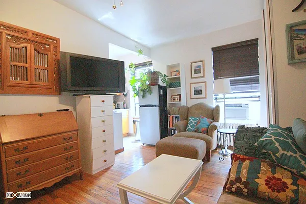 Rented by Citi Habitats | media 12