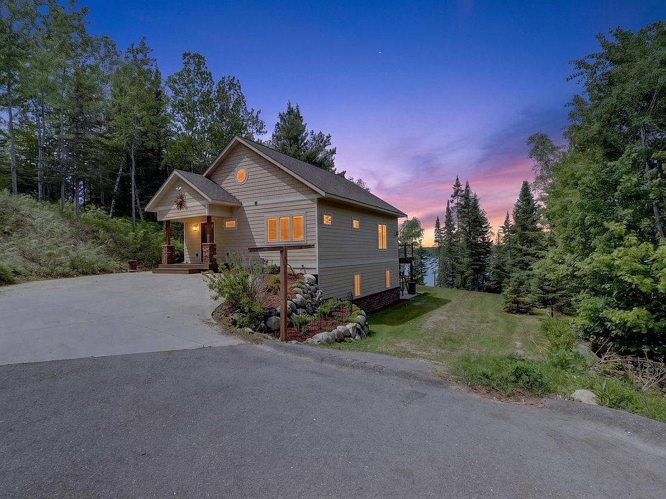 1st image of 36413 Shoreview Dr