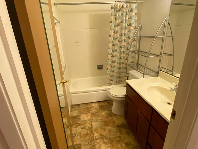 1146 Washington Ave #3 — Photo 18