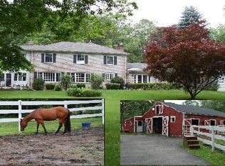 40 Locust Rd, Greenwich, CT 06831