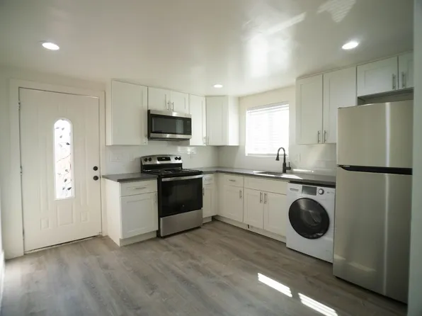 The Plaza House, 122 E Plaza Blvd #122, National City, CA 91950