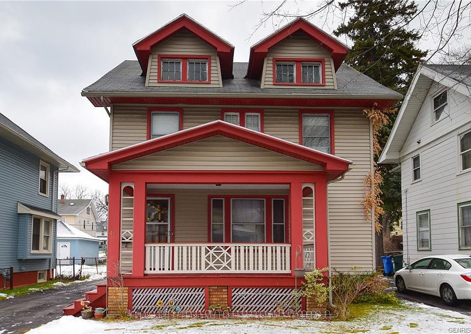 1st image of 48 Evangeline St