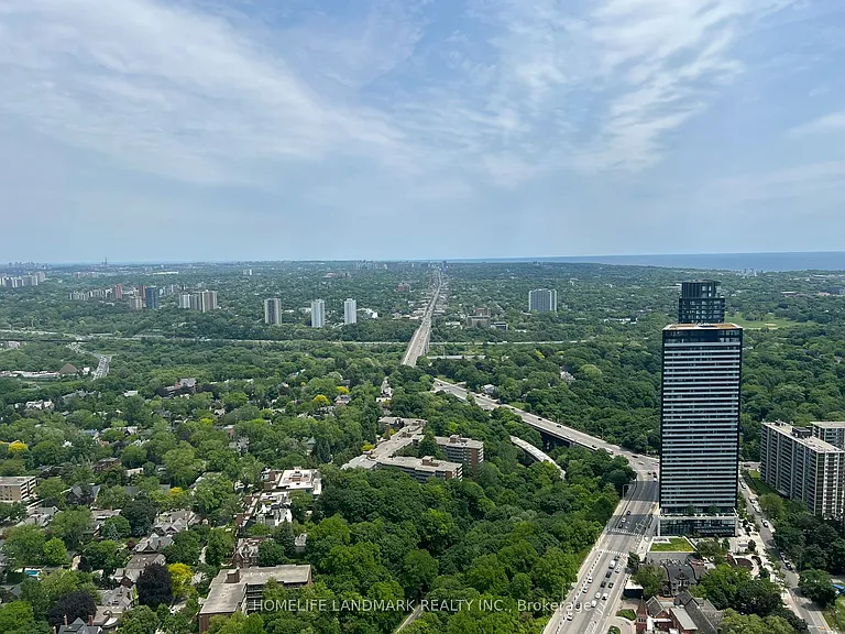 395 Bloor St E #8 — Photo 3