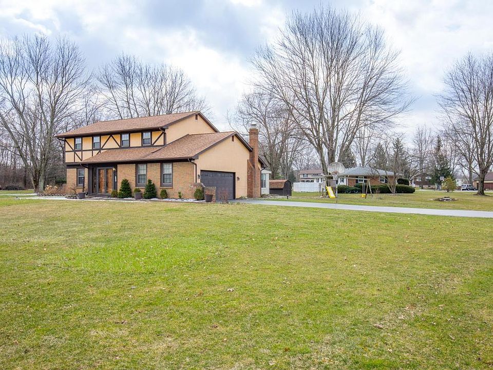 1st image of 101 Woodbridge Pl