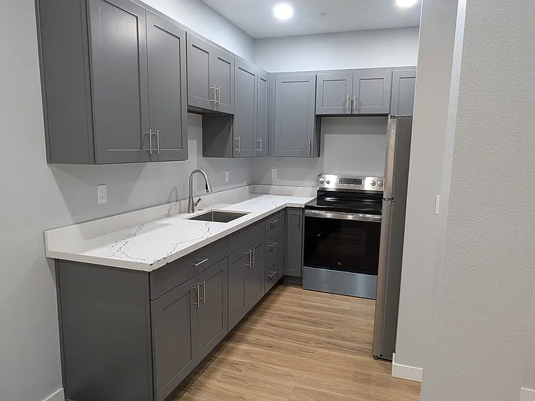 6236 Stanley Ave S #102 — Photo 6