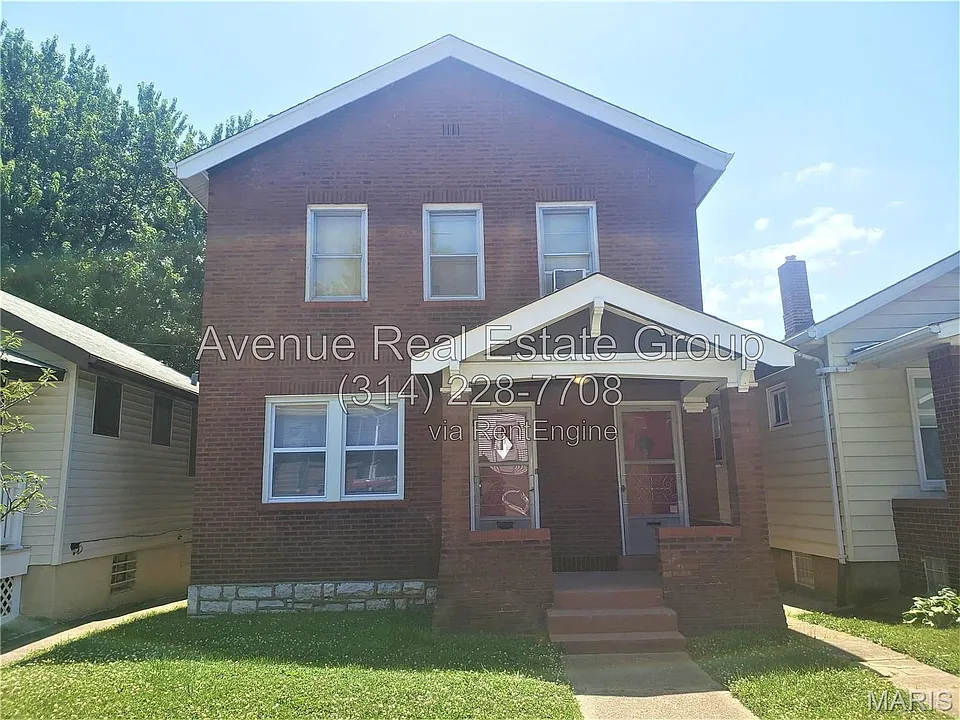 4634 Ray Ave
