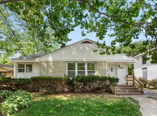 1063 S 8th Ave, Kankakee, IL 60901