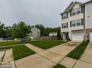 666 Hunting Fields Rd, Middle River, MD 21220