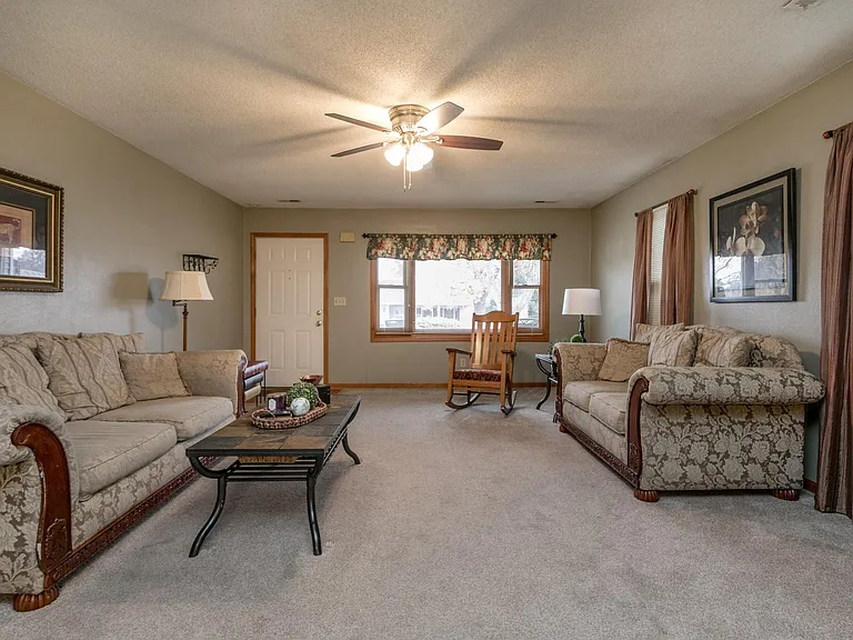4300 W Brookview Ter — Photo 3