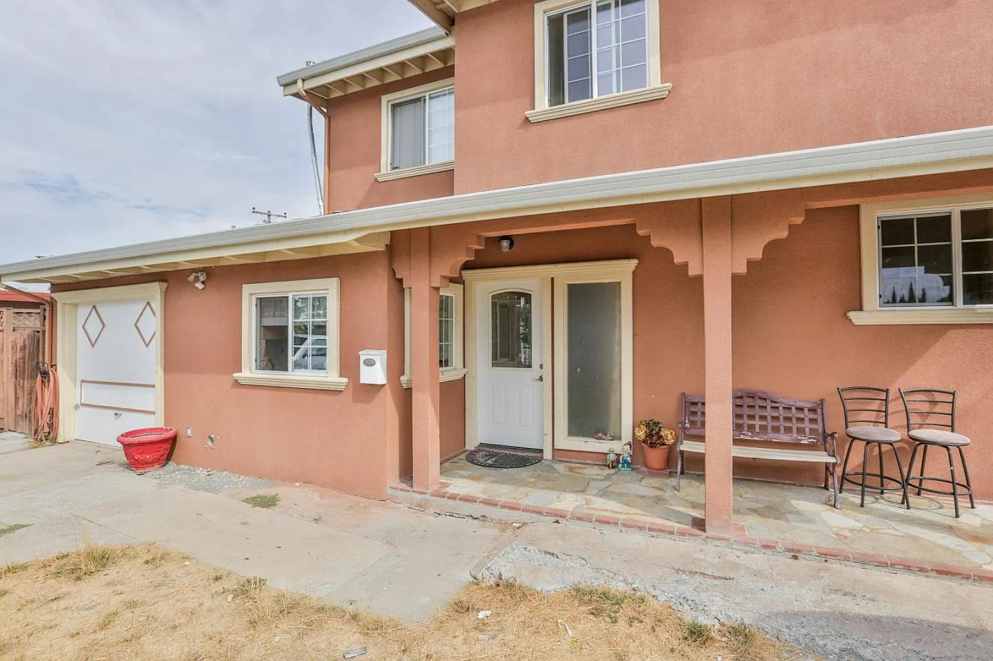 10120 Griffith St photo 1