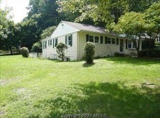 5701 Brookview Ct, Alexandria, VA 22310