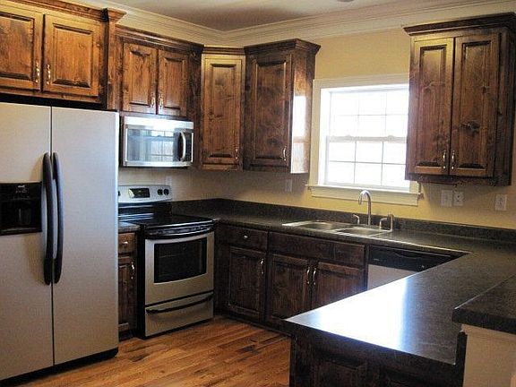 4th image of 26 Natalie Ct #1