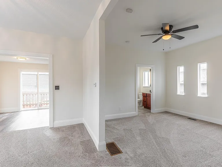 1144 SE 85th Ave — Photo 19