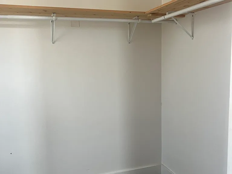 104 N 6th St #202 — Photo 10