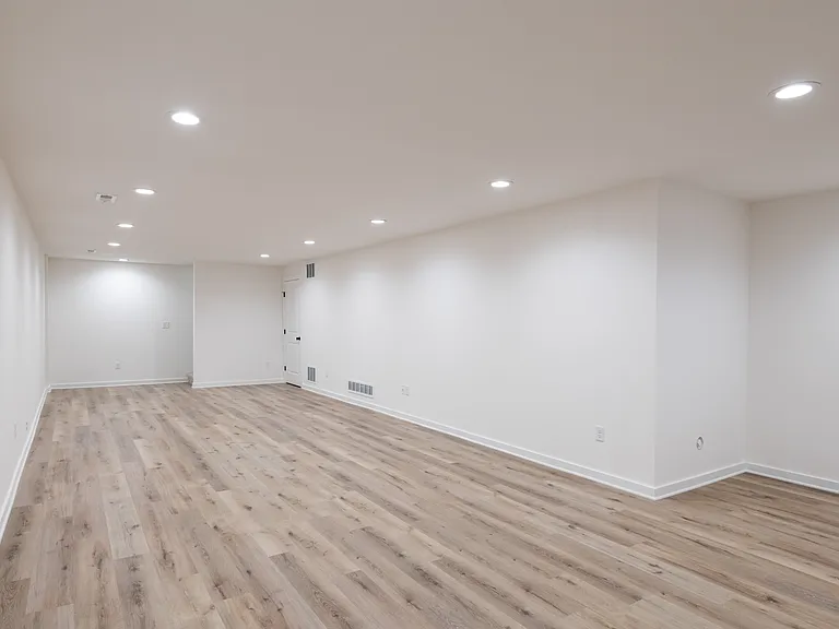 Basement - Recreation