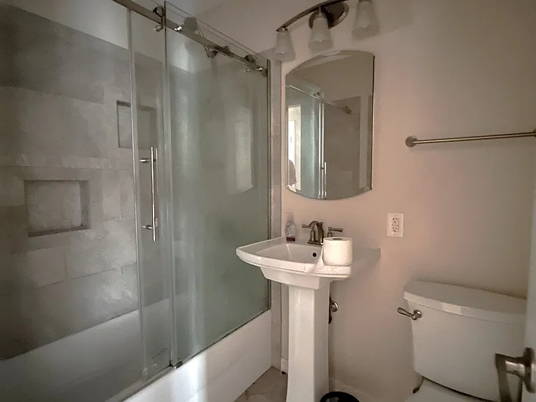104 Francis St — Photo 13