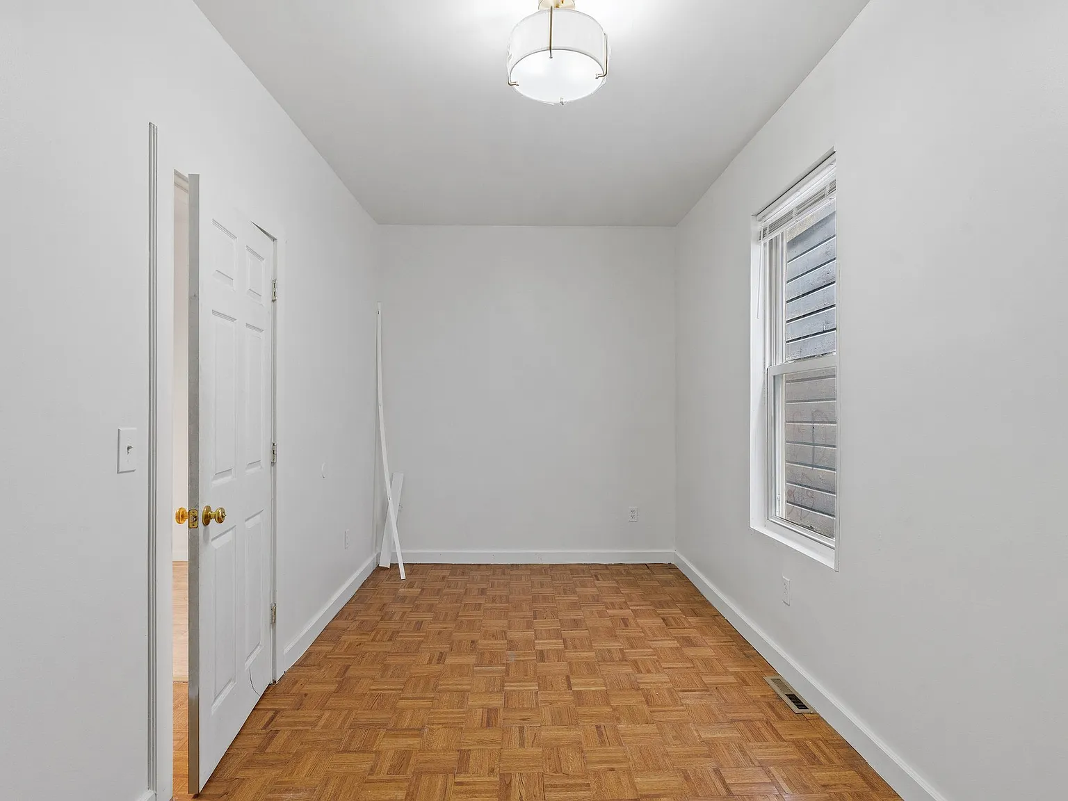 1 bed, $750 — Photo 2