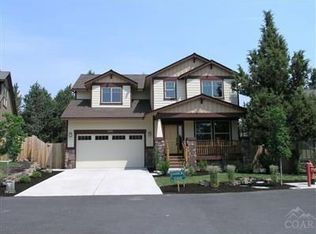 257 SE Tee Ct, Bend, OR 97702