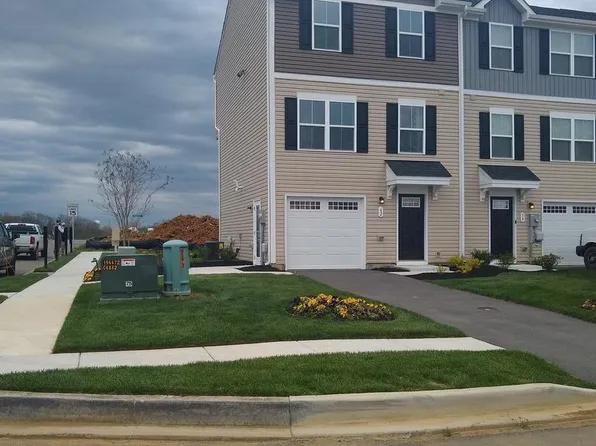 62 Rhea Dr, Martinsburg, WV 25403