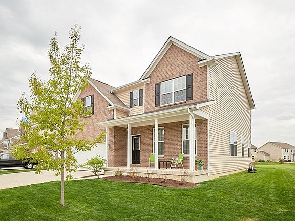 2nd image of 7727 Eagle Crescent Dr