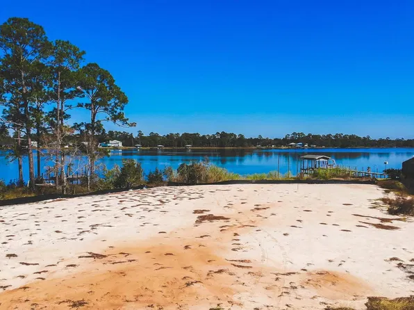 Petersen Point Rd, Milton, FL 32583