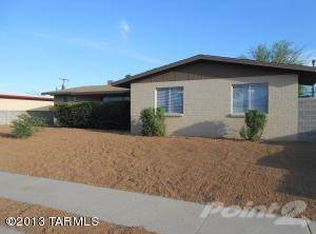 6864 E Lurlene Dr, Tucson, AZ 85730