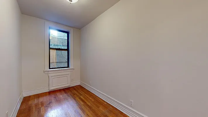 Rented by Bond New York | media 11