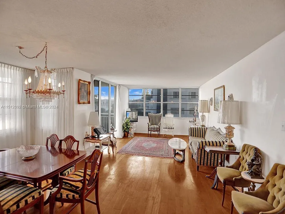 18051 Biscayne Blvd #304