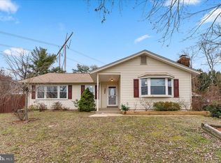 2402 Sagamore Ct, Woodbridge, VA 22192