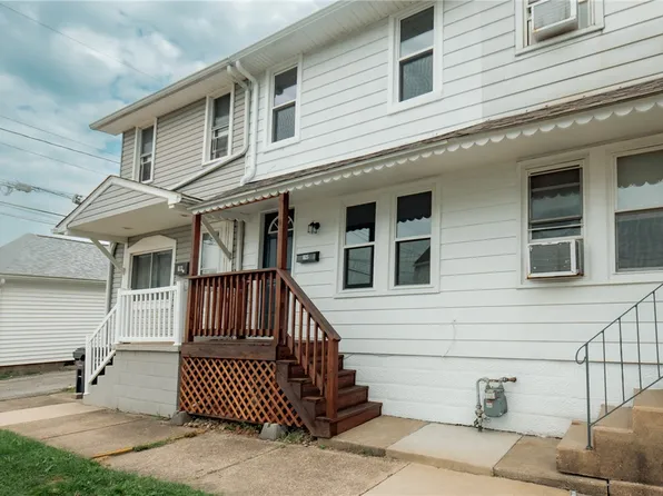 615 12th St, Ford City, PA 16226