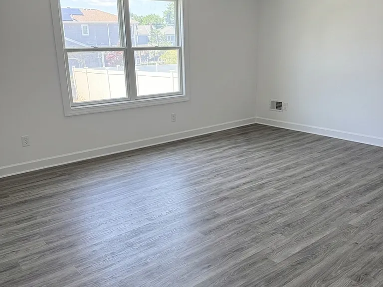 74 Lehrer Ave #1 — Photo 7