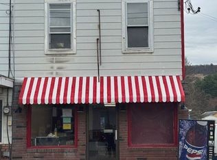 55 Valley St, New Philadelphia, PA 17959