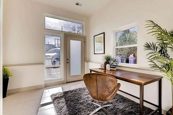 2 bed, 1777 sqft, $3,700 — Photo 4