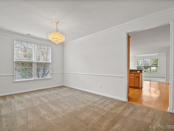 4th image of 1008 Broadmoor Dr