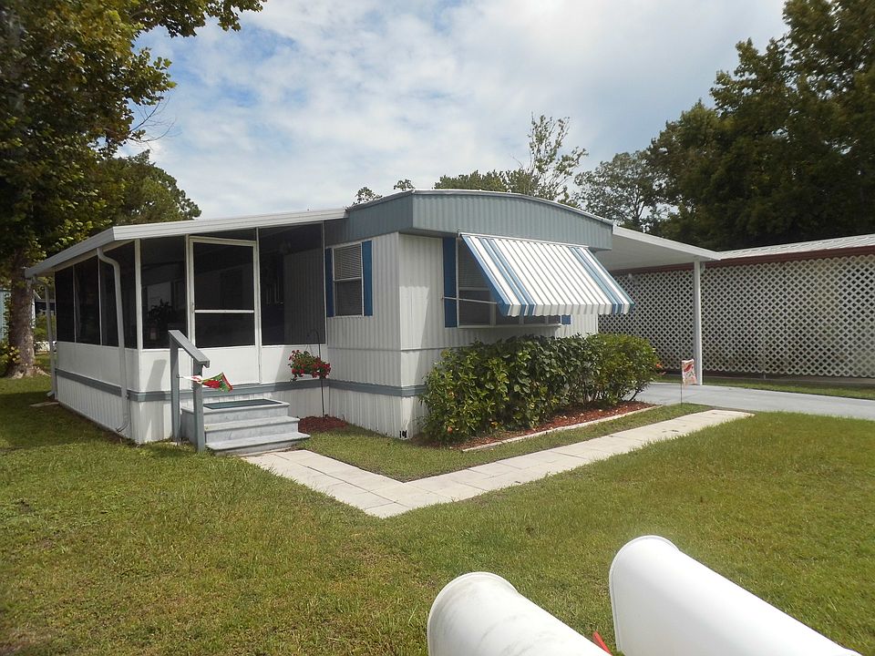 1st image of 716 Perimeter Park Cir