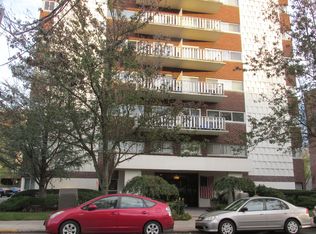 2180 Center Ave APT 1C, Fort Lee, NJ 07024