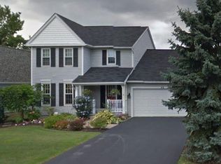 46 Hubbardston Pl, Amherst, NY 14228