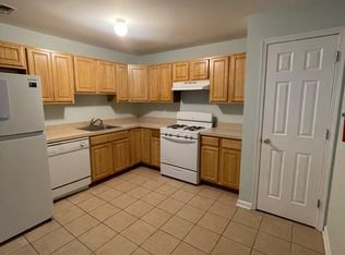 234 Pinelli Dr, Piscataway, NJ 08854