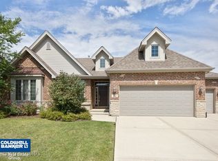 16640 W Huntington Dr, Lockport, IL 60441