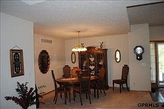 3rd image of 16721 Hartman Ave