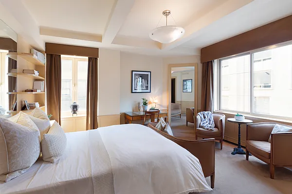 Rented by Douglas Elliman | media 33