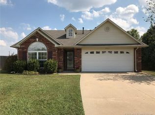 2551 Mounds Ct, Sapulpa, OK 74066